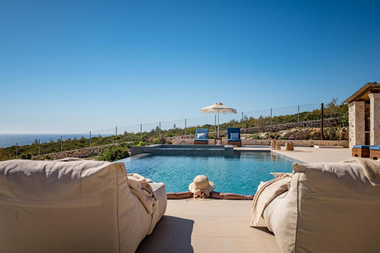 Vila Terra Lucis Mountain Residences Agios Leon